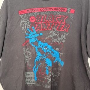 Marvel Black Panther Comic Tee - Gray and Red